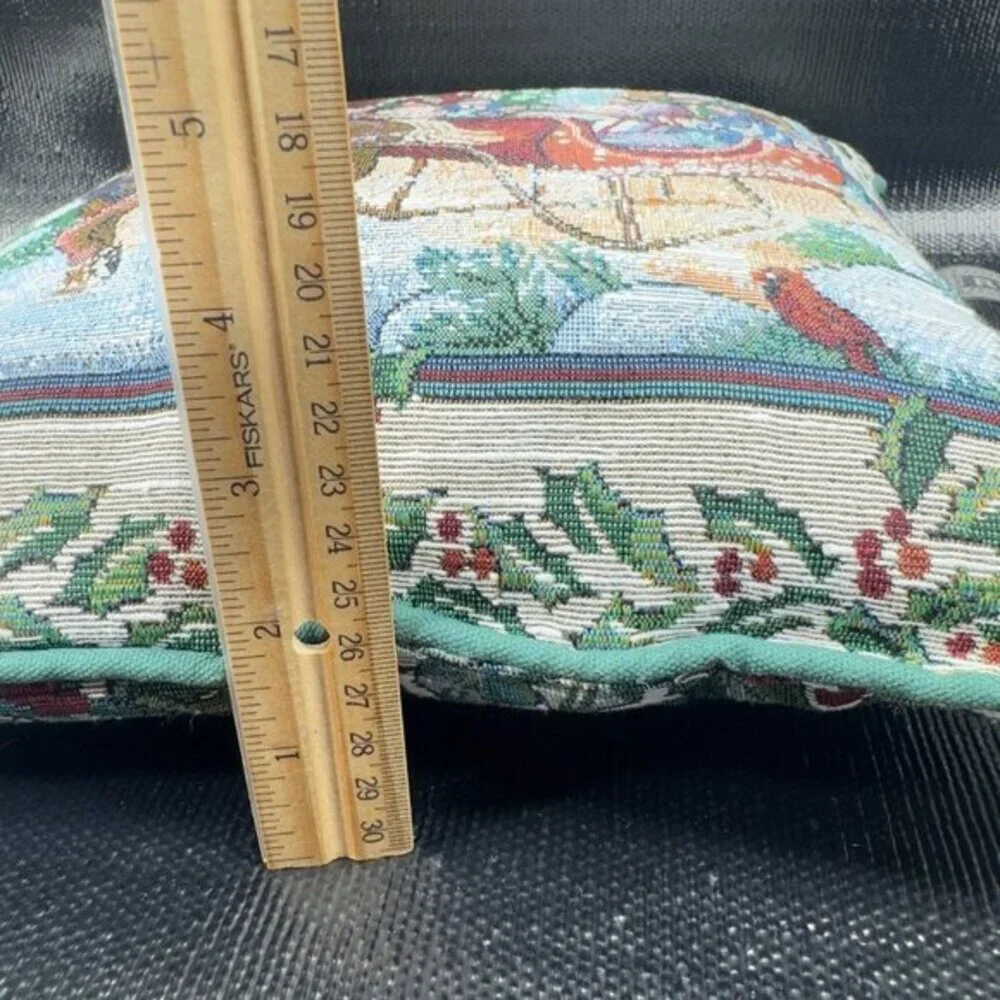 Reed Throw‎ Pillow Victorian Sleigh Family Winter Scene Christmas 12 By 11 Wide